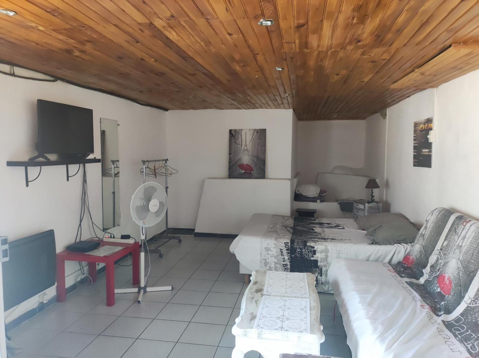 Apartmán Ingrid Mary Nîmes Pokoj fotografie