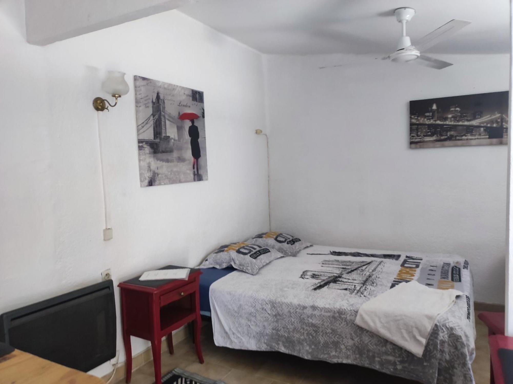 Apartmán Ingrid Mary Nîmes Pokoj fotografie