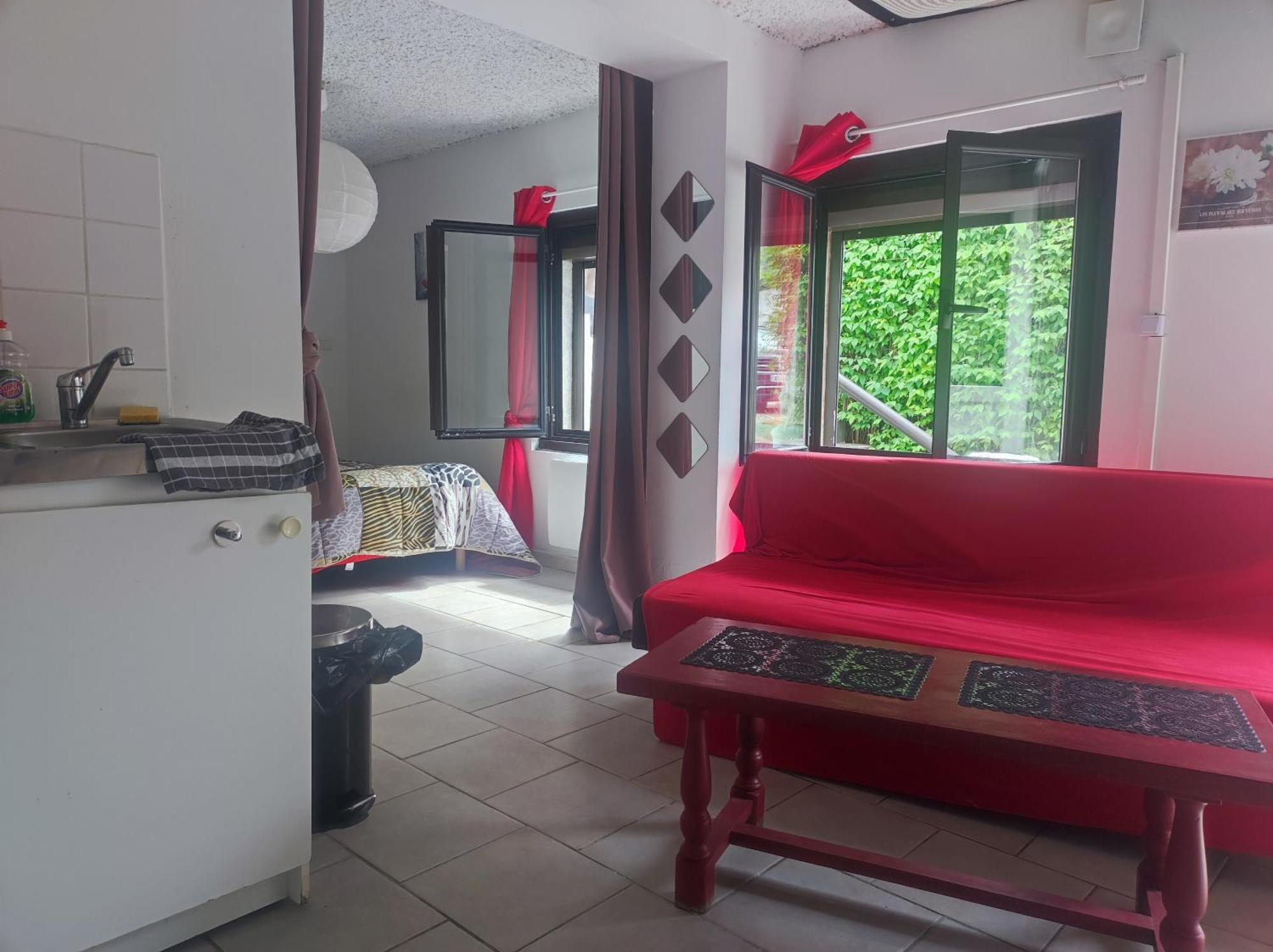Apartmán Ingrid Mary Nîmes Pokoj fotografie
