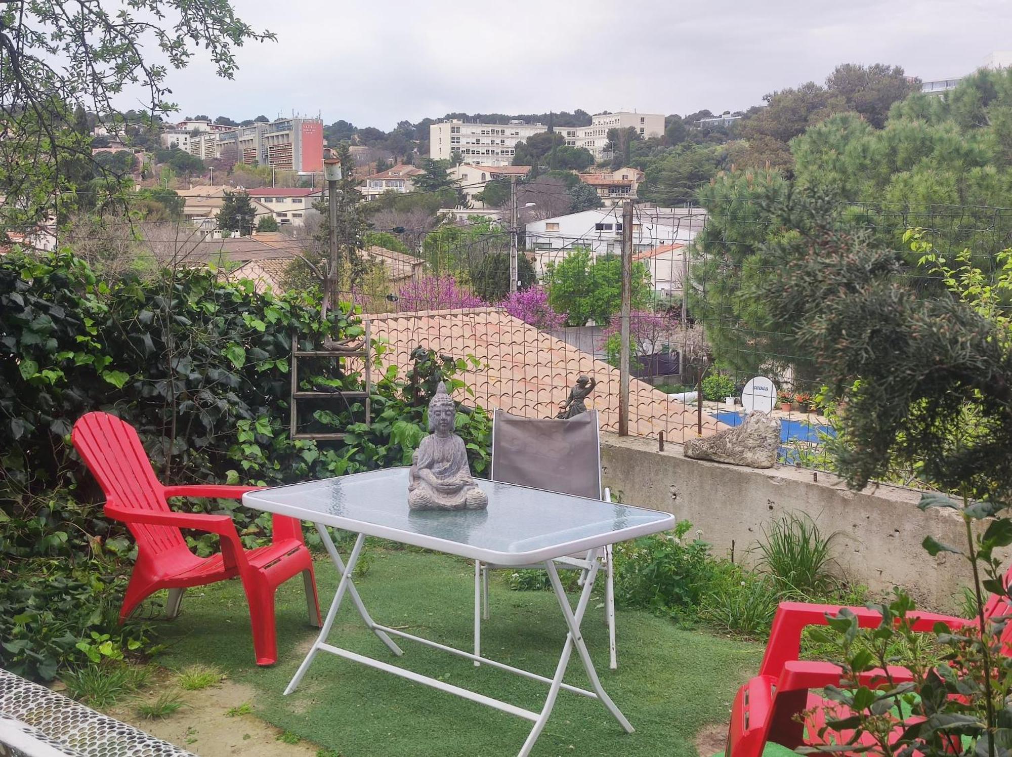Apartmán Ingrid Mary Nîmes Exteriér fotografie