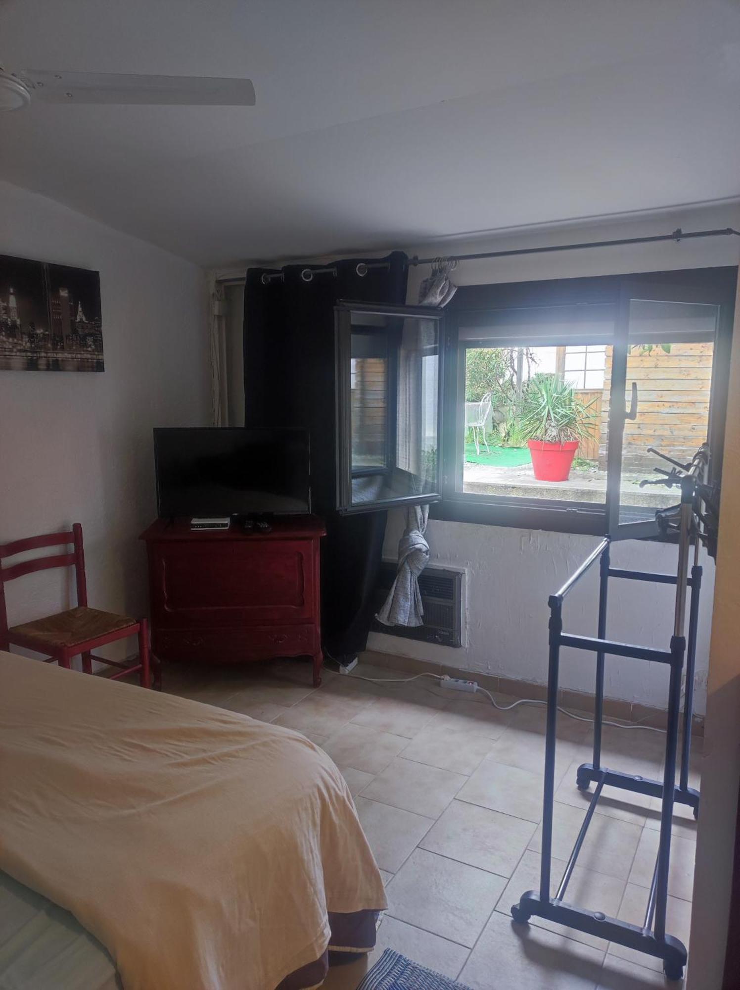 Apartmán Ingrid Mary Nîmes Exteriér fotografie